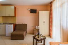 studio-apartmani-lara-c48danj-deus-travel-12